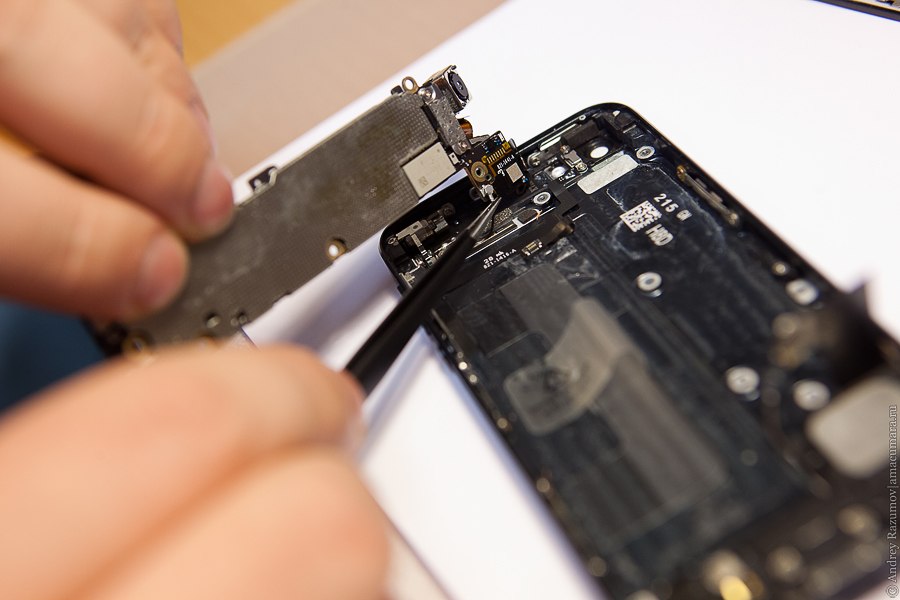 ремонт Apple iPhone 5 разбор детали